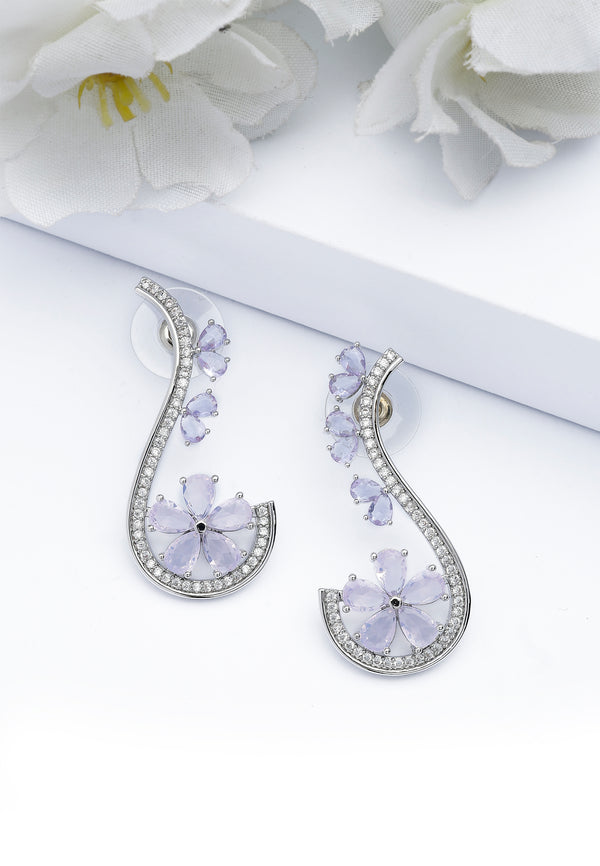 Boucles d'oreilles violettes en fleurs